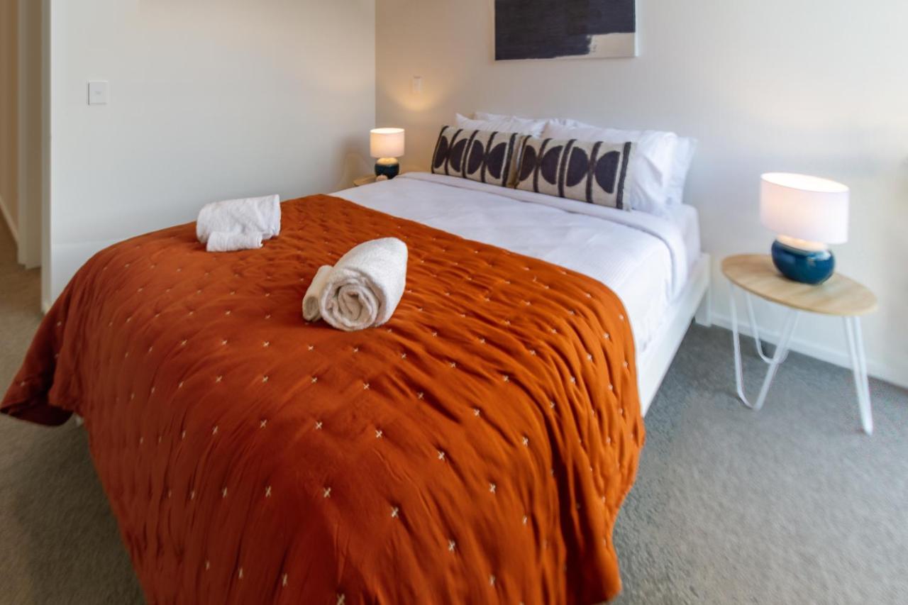 City Lights Retreat With Carpark 2 Bed 2 Bath Κράισττσερτς Εξωτερικό φωτογραφία